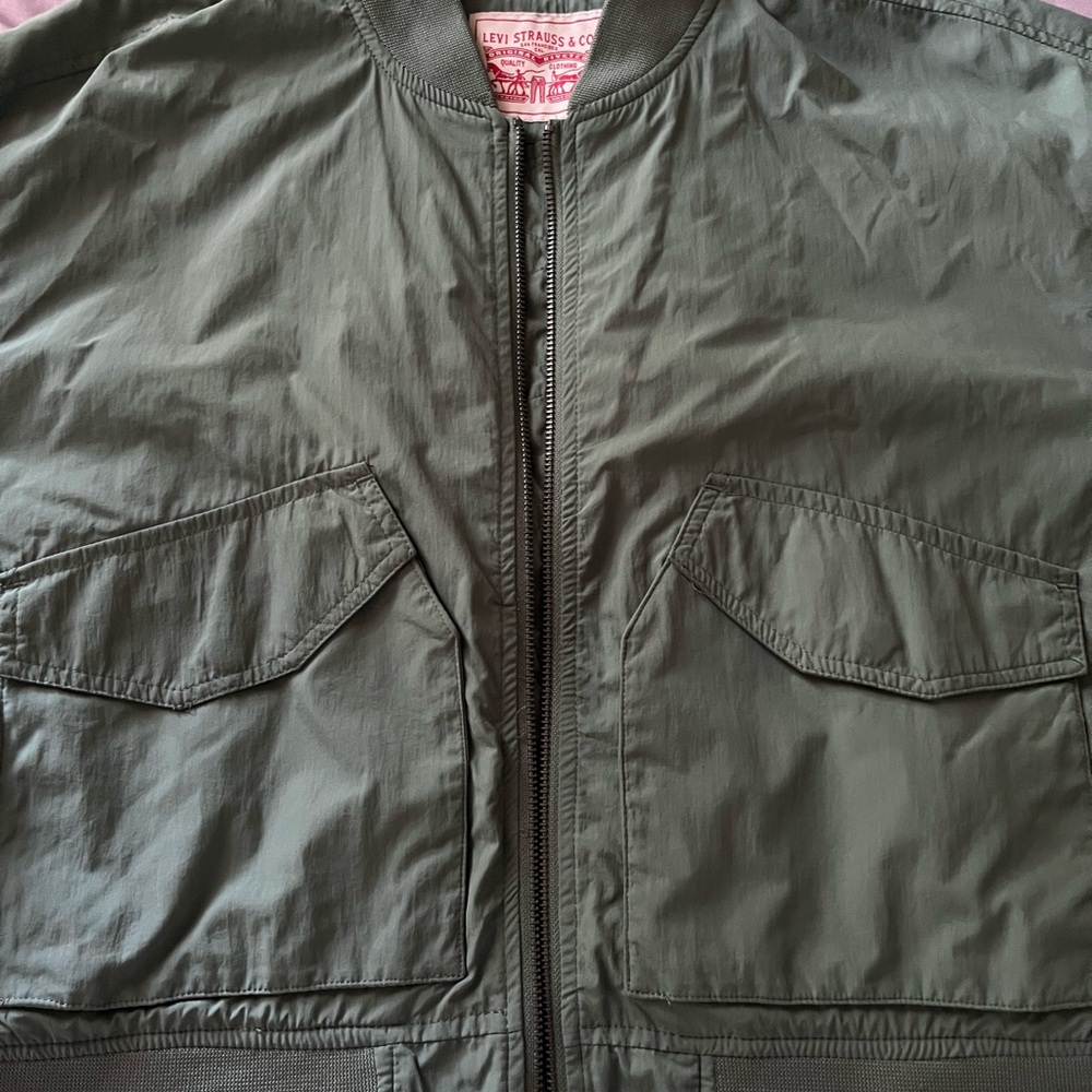 Levi's Green Bomber Jacket - Picture 3 of 6